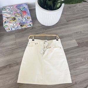 J.Crew Corduroy Miniskirt (NWT) size 27 White